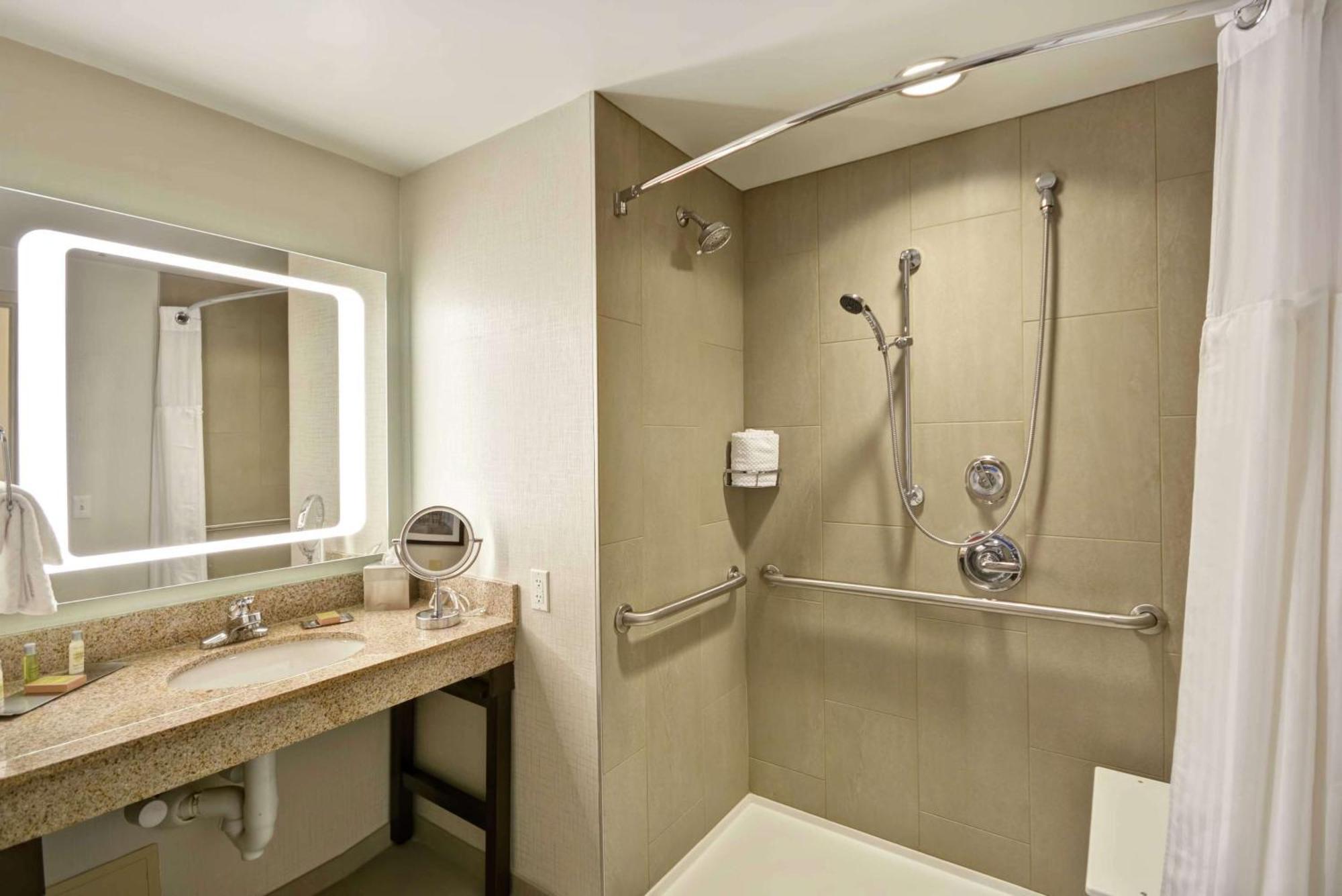 Doubletree By Hilton Chicago Midway Airport, Il Hotel Bedford Park Luaran gambar